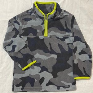 HP 🥳🎉 3/$20 OshKosh B’gosh Boys Long Sleeve Pullover Size 4